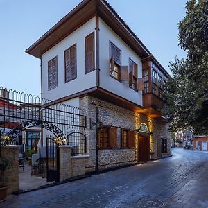 Hotel 1207